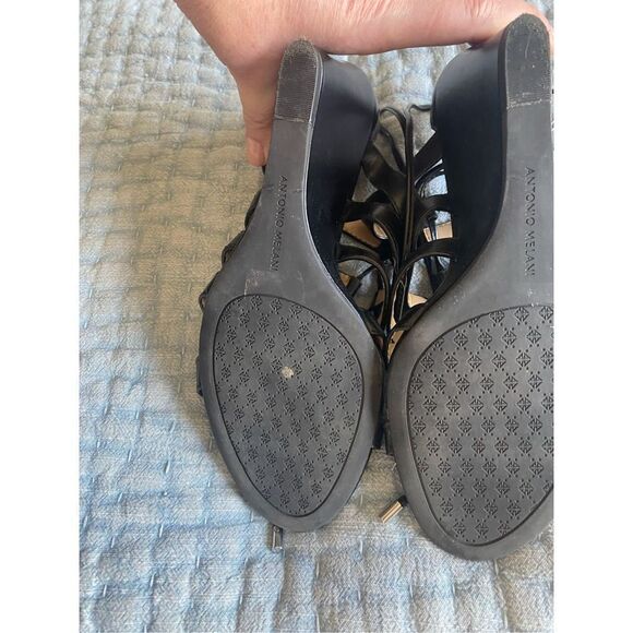 Antonio Melani Black Wedge Sandals - Picture 4 of 5